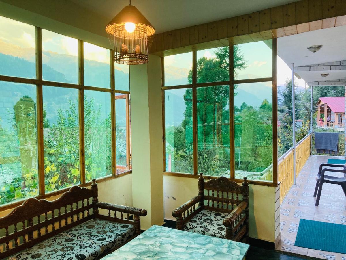 Woods Villa- A Luxury Mountains View Cottages Manāli Dış mekan fotoğraf