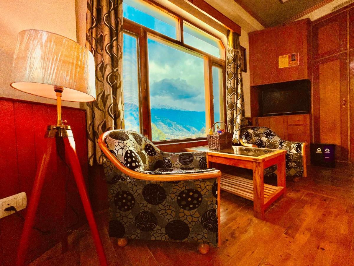Woods Villa- A Luxury Mountains View Cottages Manāli Dış mekan fotoğraf