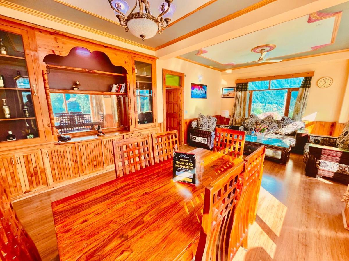 Woods Villa- A Luxury Mountains View Cottages Manāli Dış mekan fotoğraf