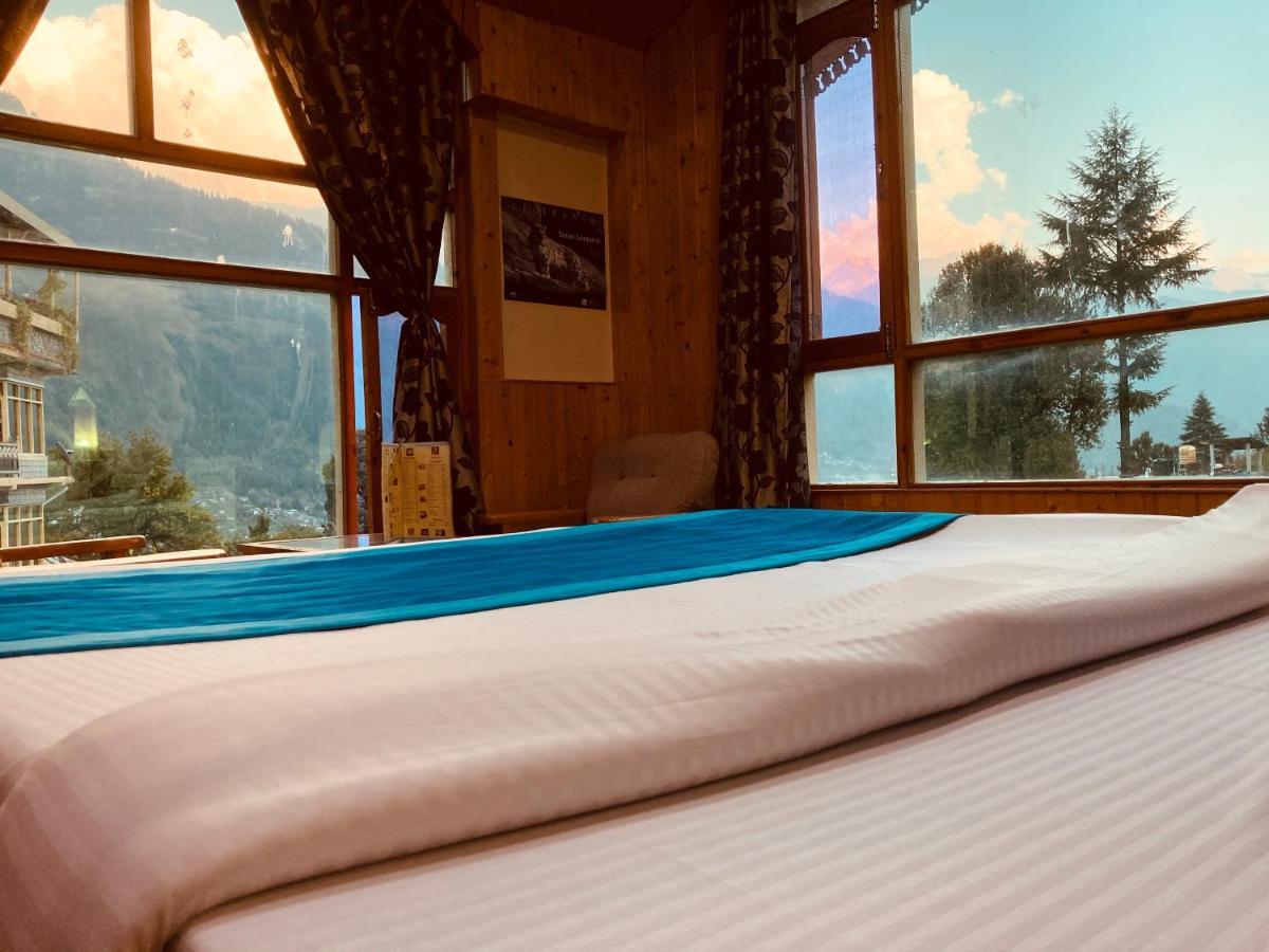Woods Villa- A Luxury Mountains View Cottages Manāli Dış mekan fotoğraf