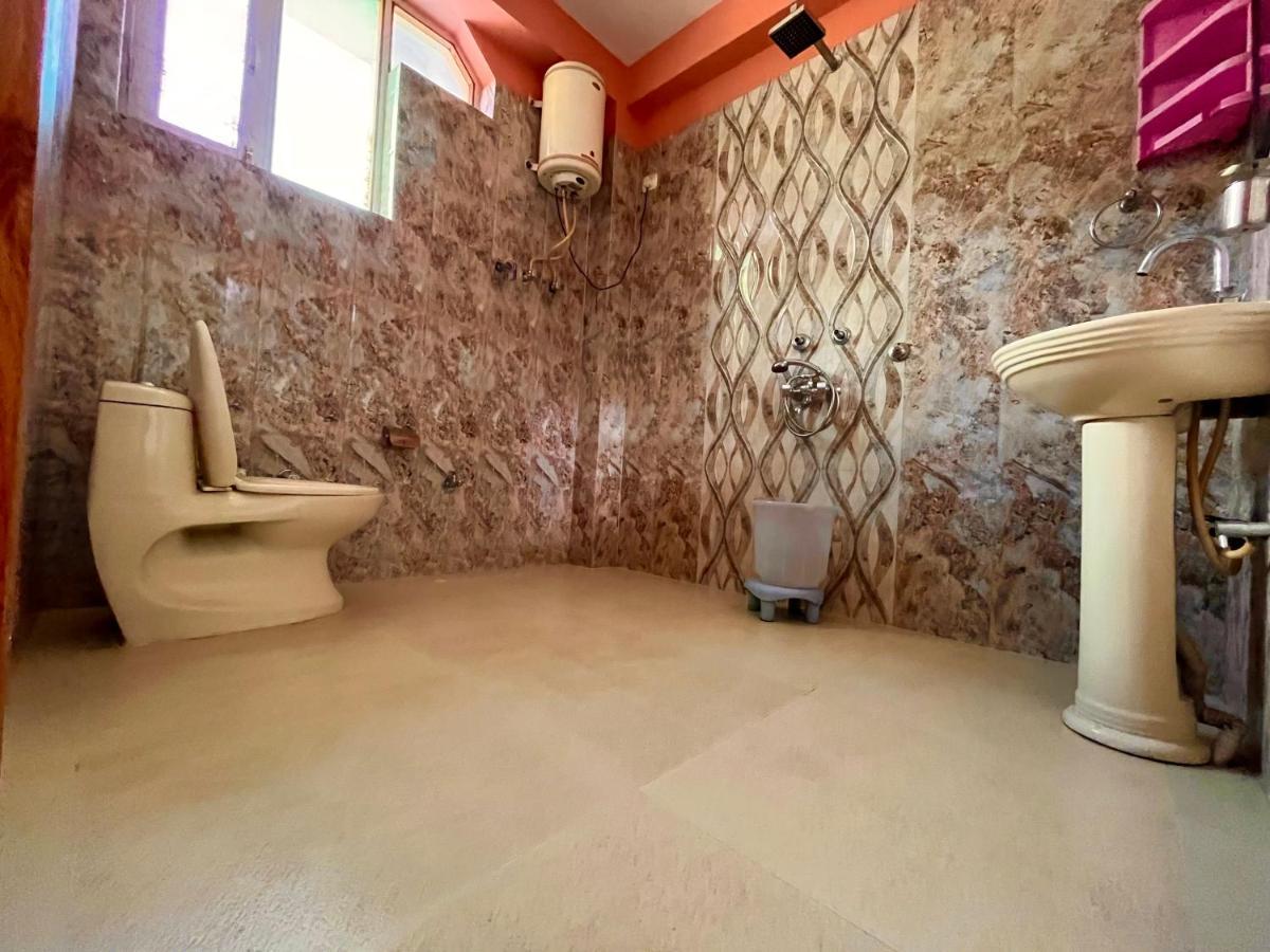 Woods Villa- A Luxury Mountains View Cottages Manāli Dış mekan fotoğraf