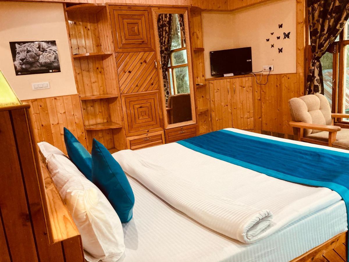 Woods Villa- A Luxury Mountains View Cottages Manāli Dış mekan fotoğraf